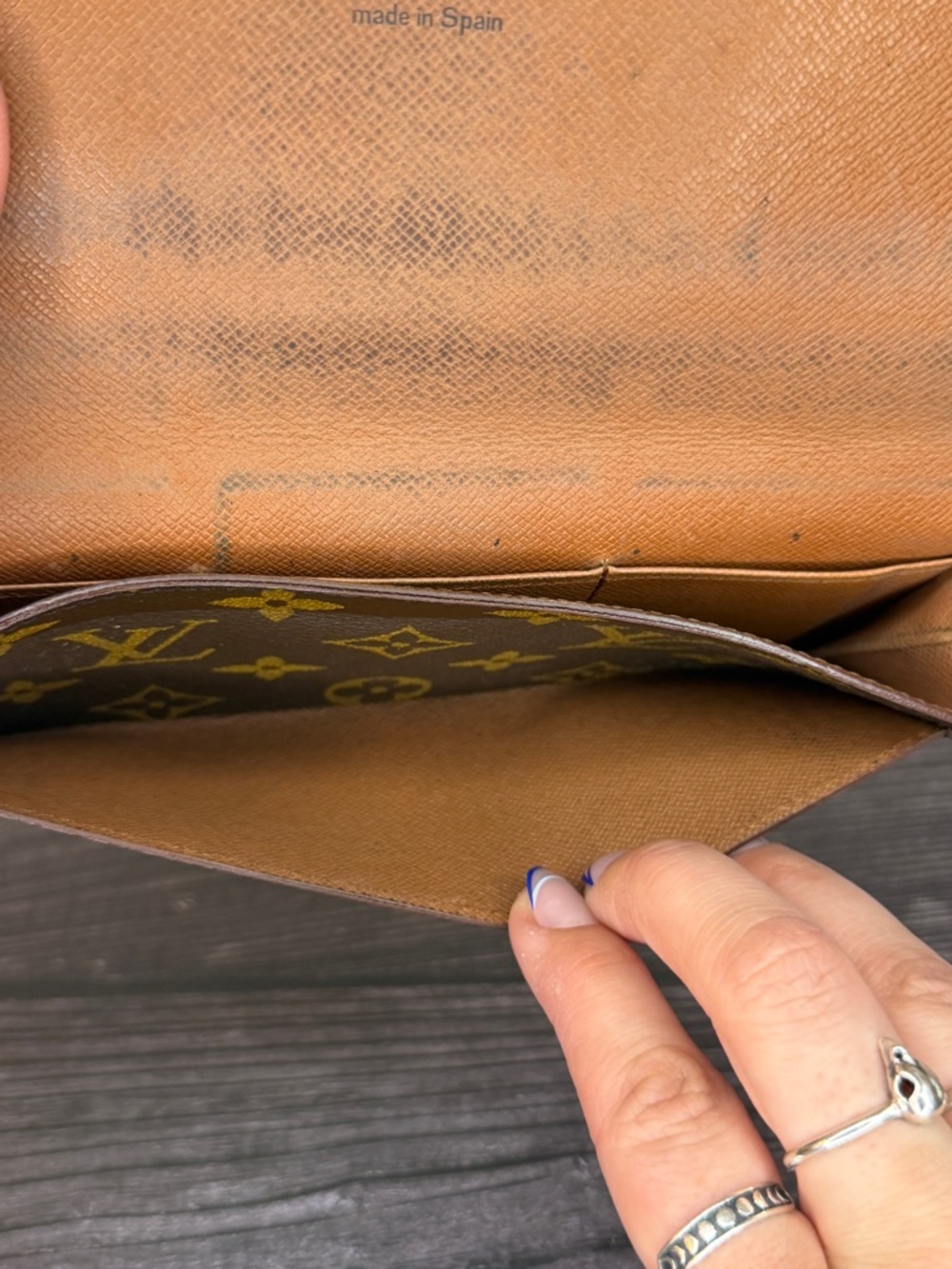 Louis Vuitton Monogram Long Bifold Wallet | Vintage | LV Checkbook Wallet - Picture 7 of 8